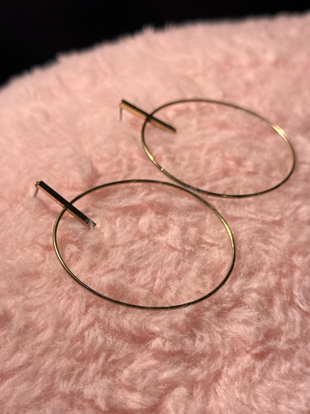 Minimal Gold Hoop Earrings - Modern Women Jewelry